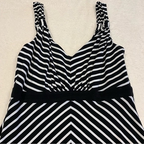 NWT WHBM Empire Waist Black Striped Maxi Tank Dress - Picture 2 of 8